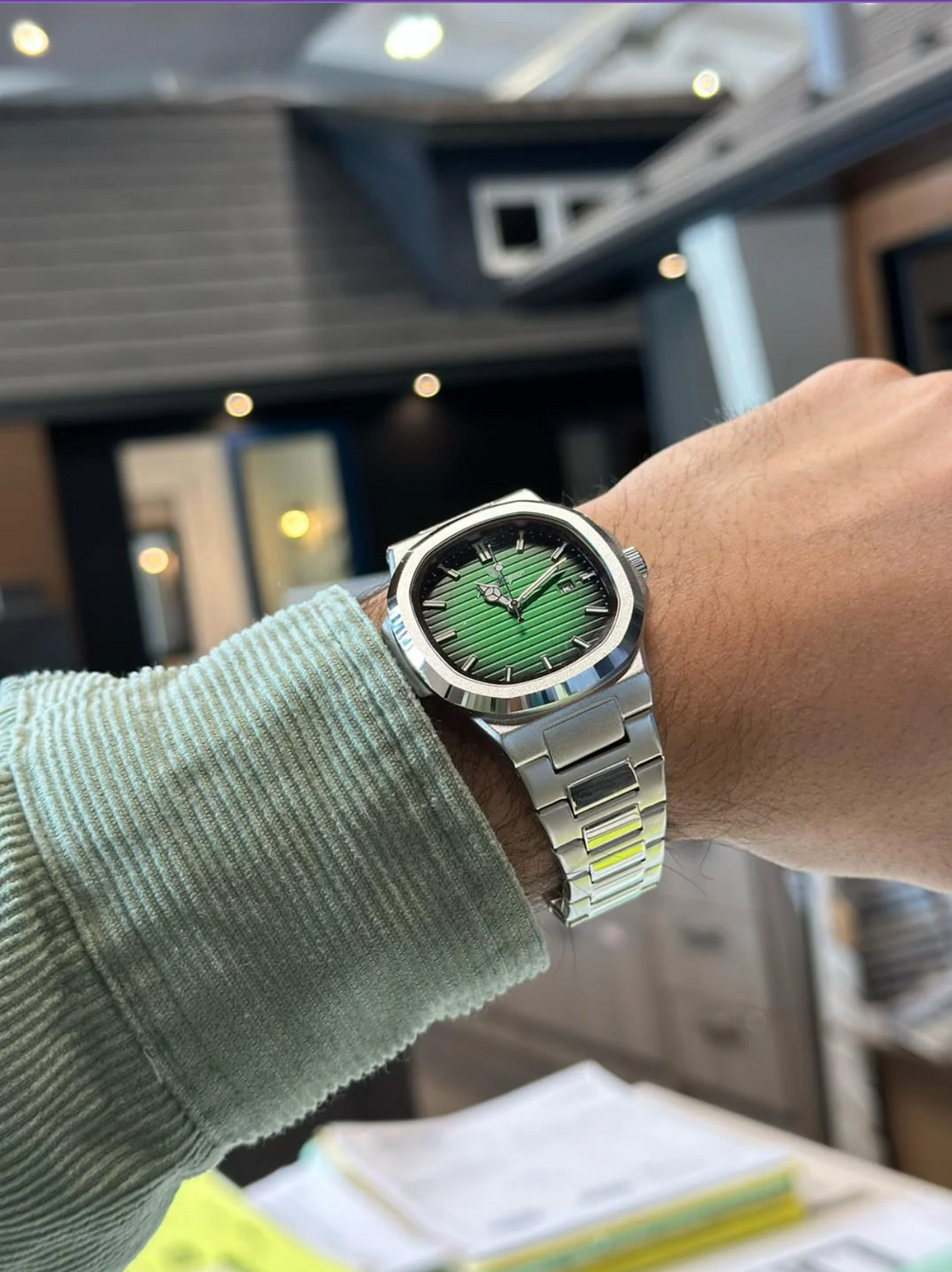 <h2>Trusted by <strong>50.000+ Classy Men all over the globe</strong></h2><p></p>